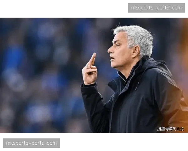 独家专访VAR中心裁判监督：谈论本赛季意甲统一判罚尺度的技术培训流程