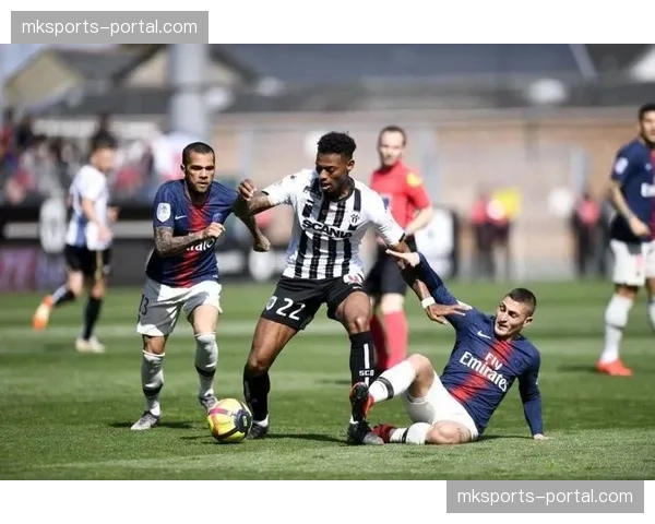 巴黎圣日耳曼客场挑战昂热，力争扩大领先优势